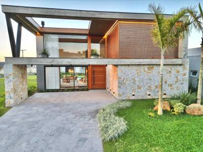 Casa em Condomínio 5 dormitórios para venda, Centro em Xangri-lá | Ref.: 4548